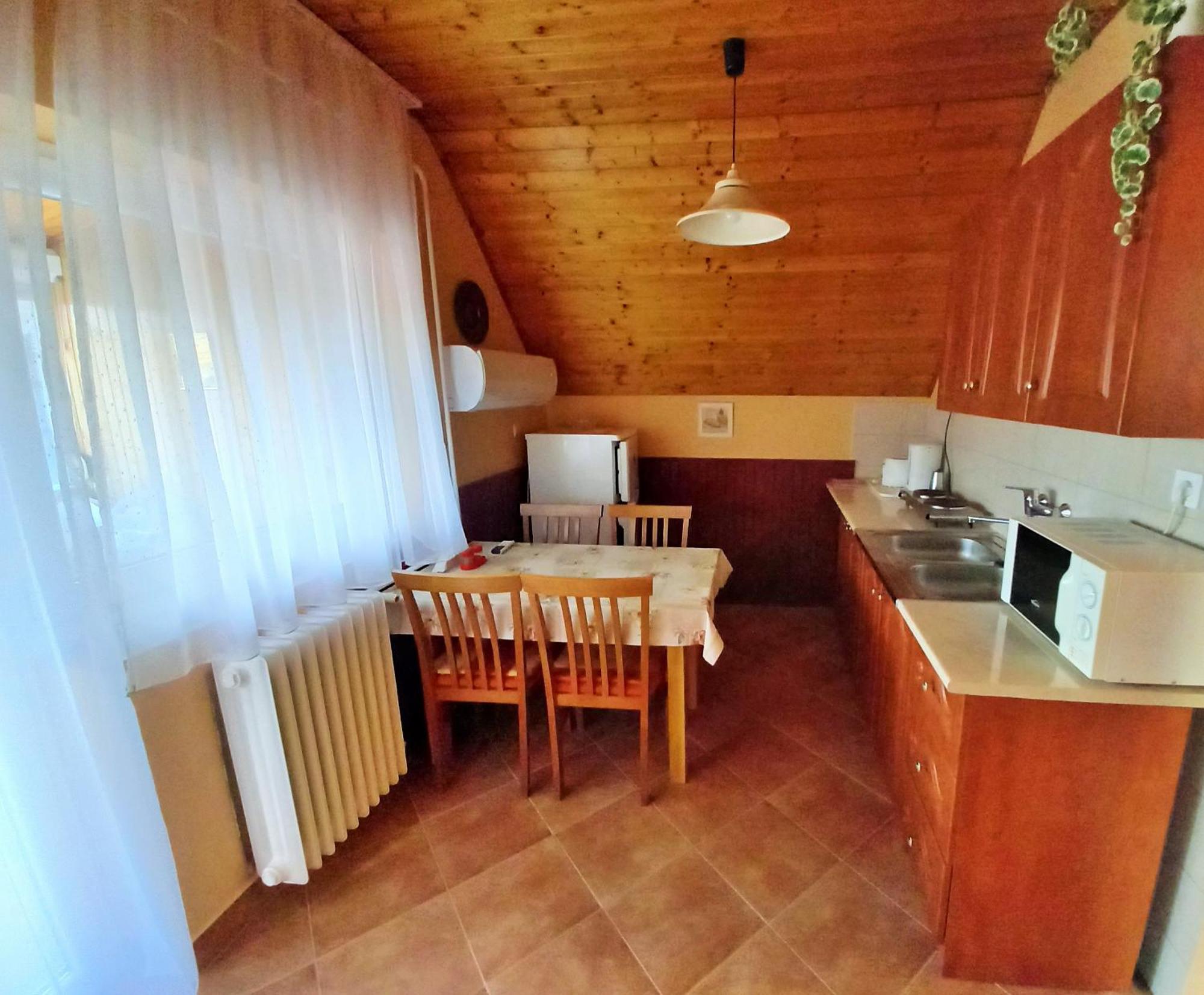 Alfa Apartman Харканы Экстерьер фото