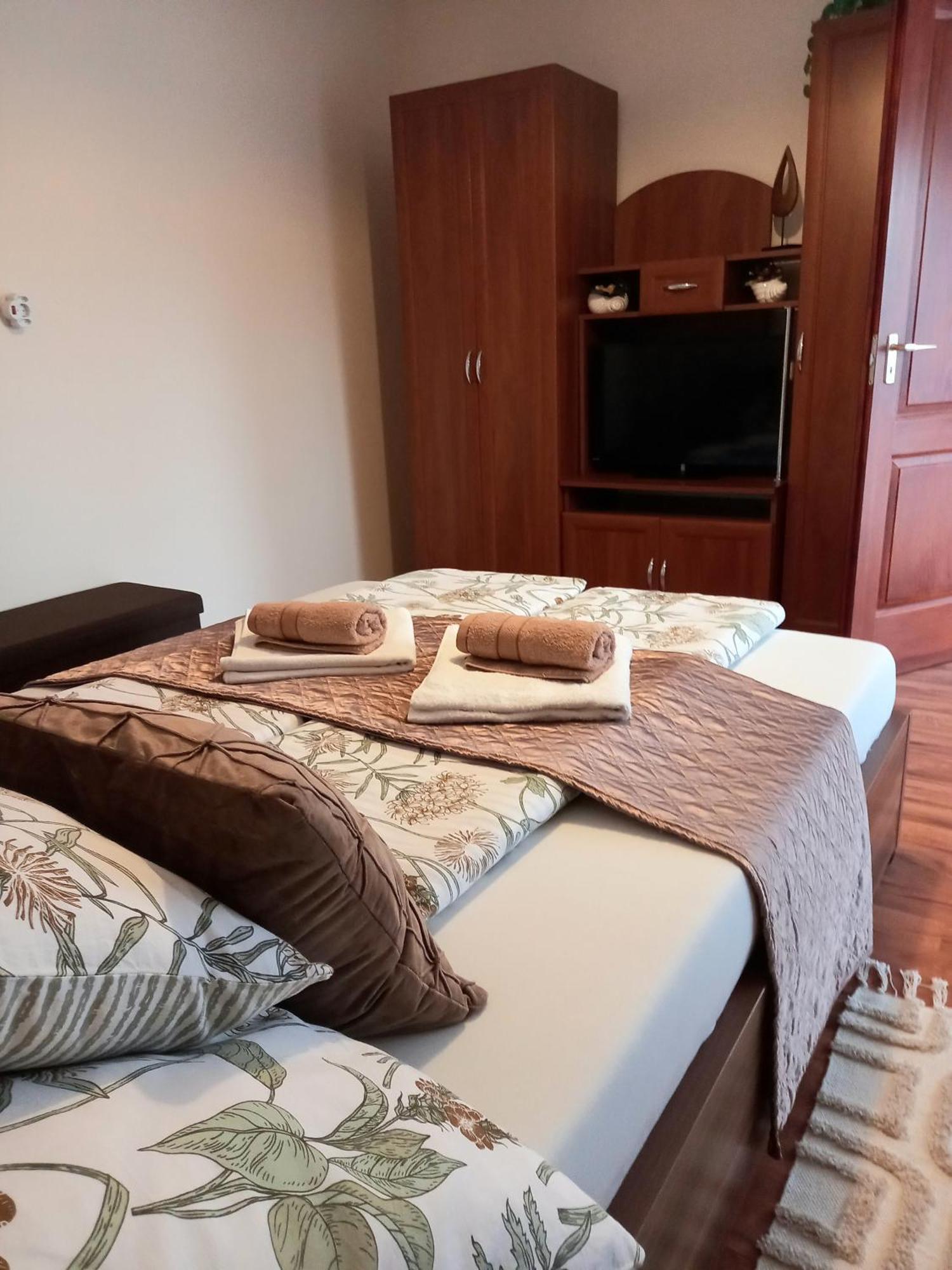 Alfa Apartman Харканы Экстерьер фото
